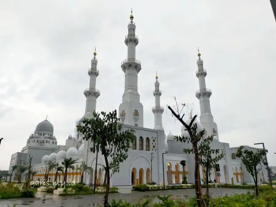 masjid zayed