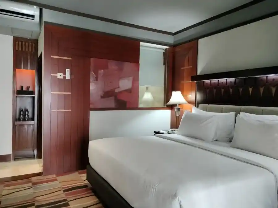 Singgahnya Tokoh-Tokoh Penting di Hotel Savoy Homann, Bandung